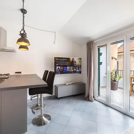 Appartamento Elegante A Due Passi Dal Mare *