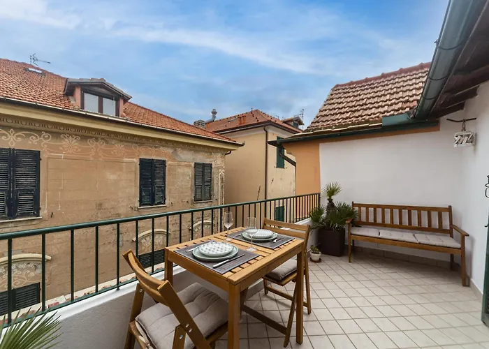 Elegante A Due Passi Dal Mare Alassio